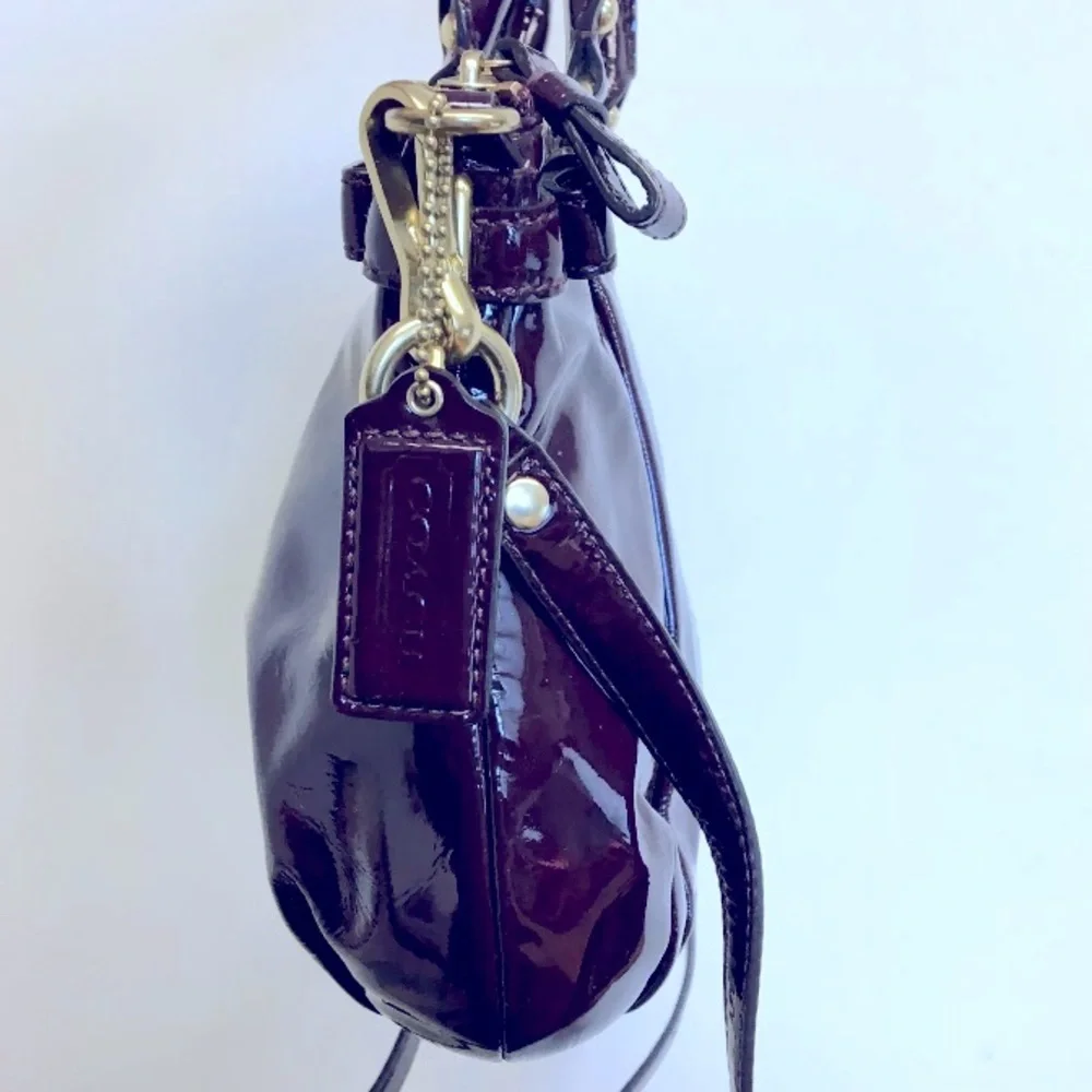 ❌SOLD❌ RARE Coach Plum Madison Patent Leather Lindsey Satchel EUC - Picture 6 of 15